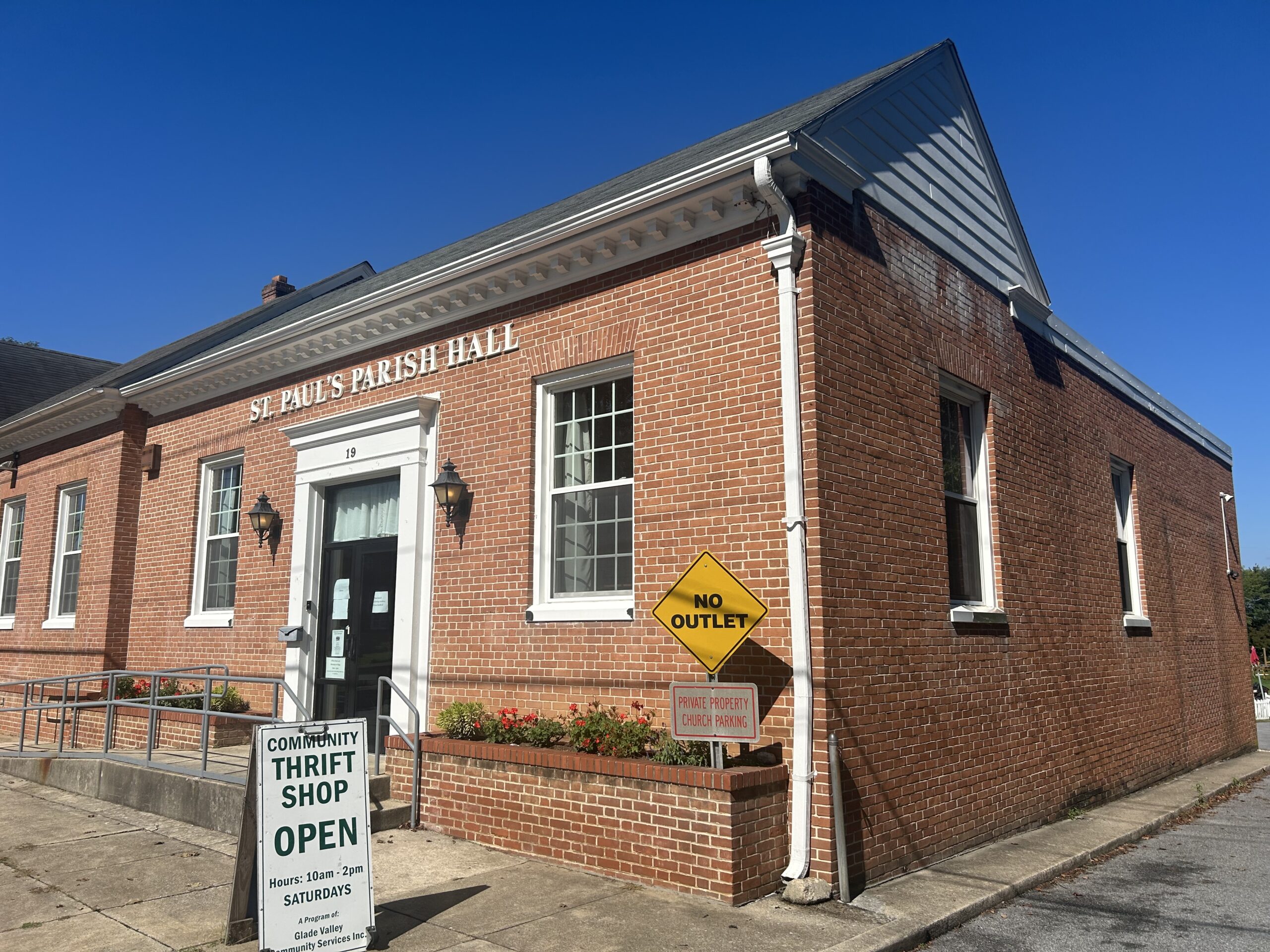 <br />
Glade Valley Community Services Thrift Shop